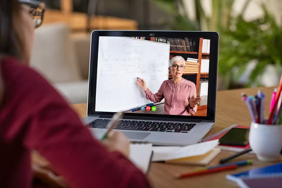 Top 10 Online Classes in India for Better Learning in 2025